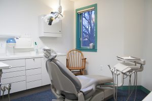 Dental Chair w/ Window
